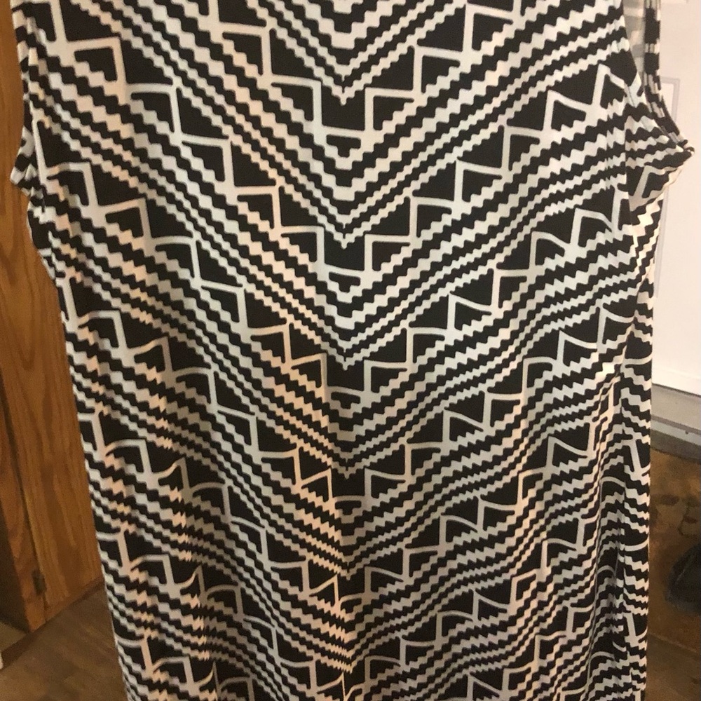 Apt. 9 Black and White Geometric Midi Dress